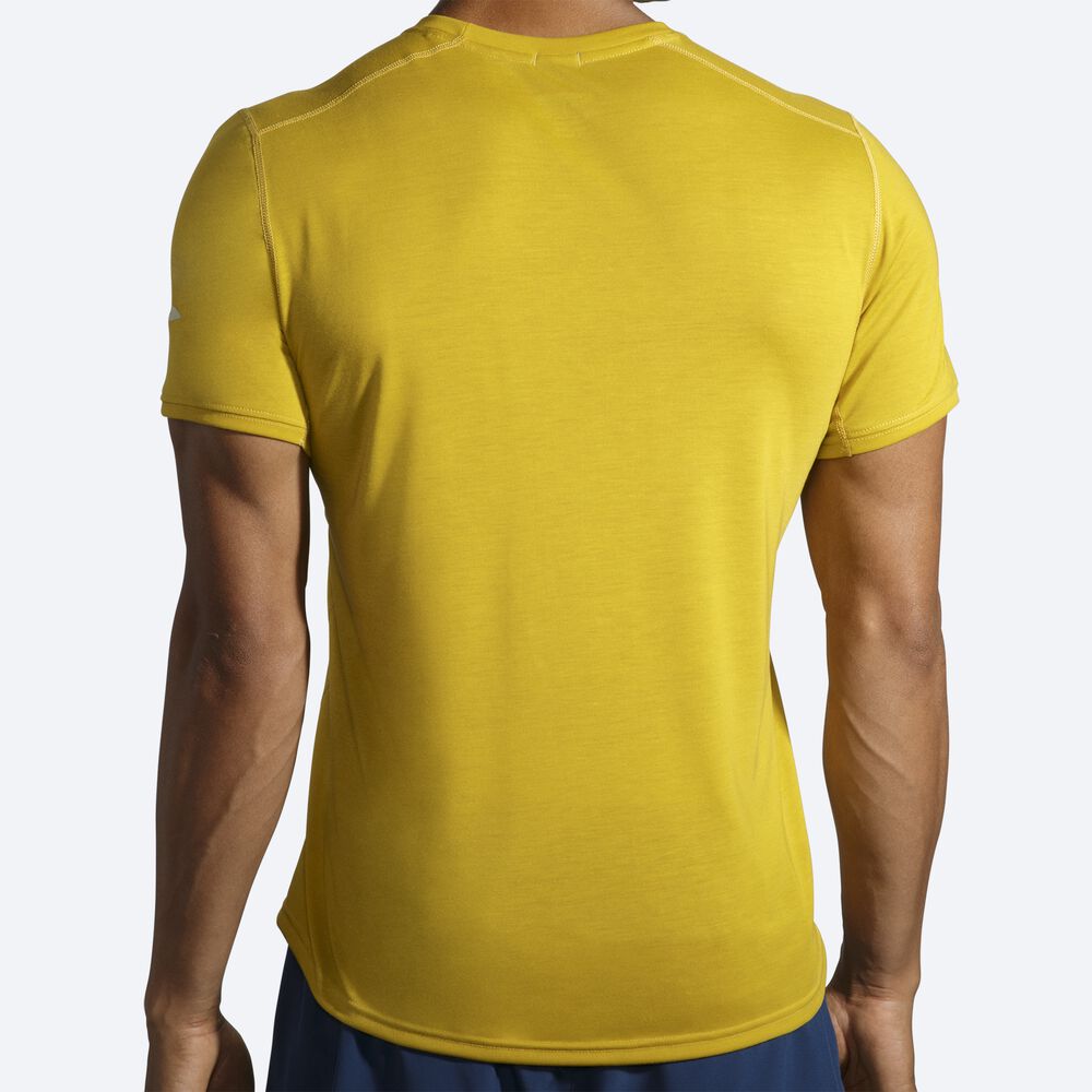 Brooks Distance Short Sleeve μπλουζακια ανδρικα χρυσο χρωμα | GR973421