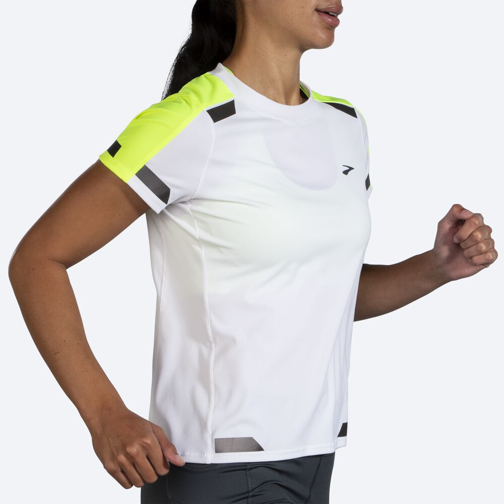 Brooks Run Visible Short Sleeve μπλουζακια γυναικεια ασπρα | GR092347