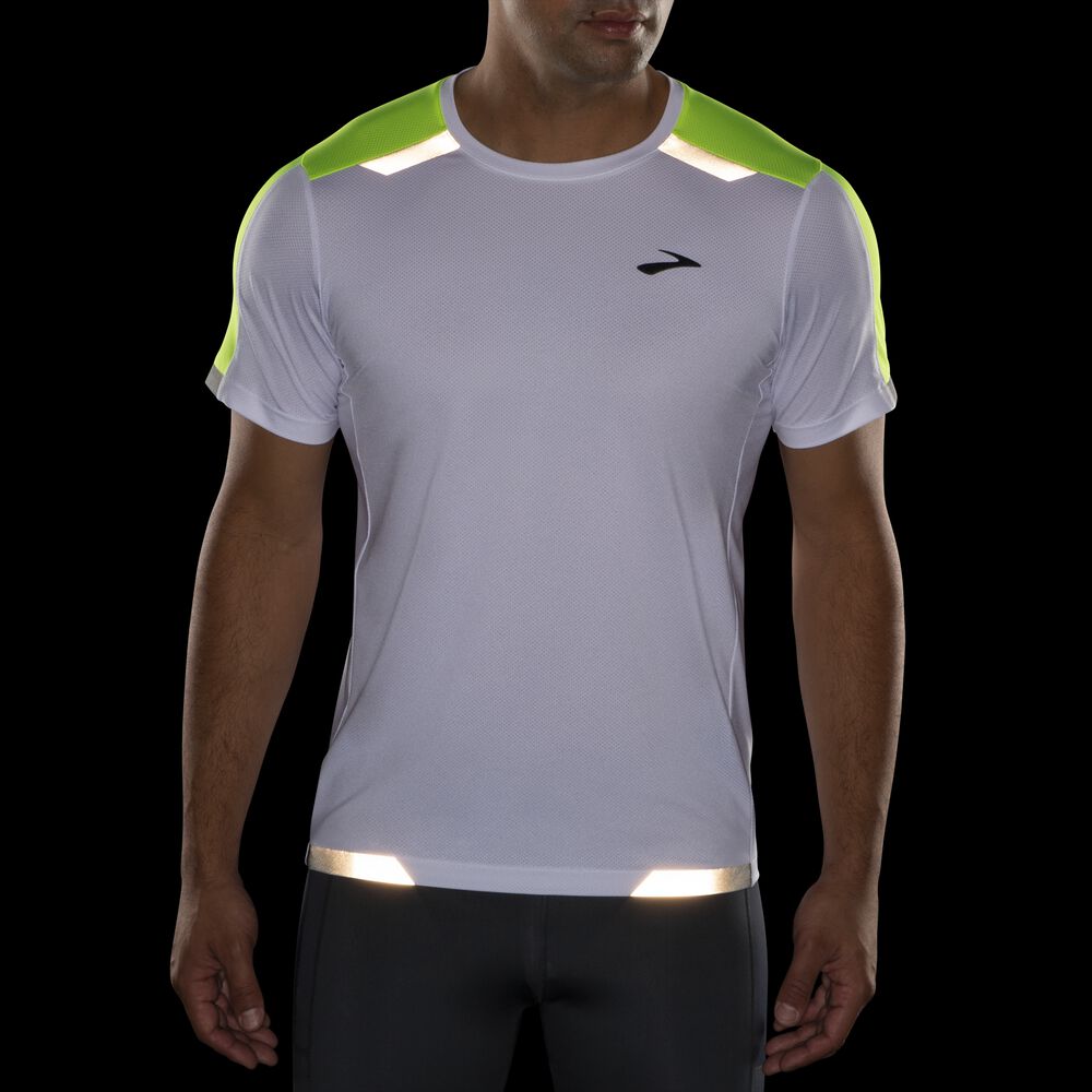 Brooks Run Visible Short Sleeve μπλουζακια ανδρικα ασπρα | GR736415